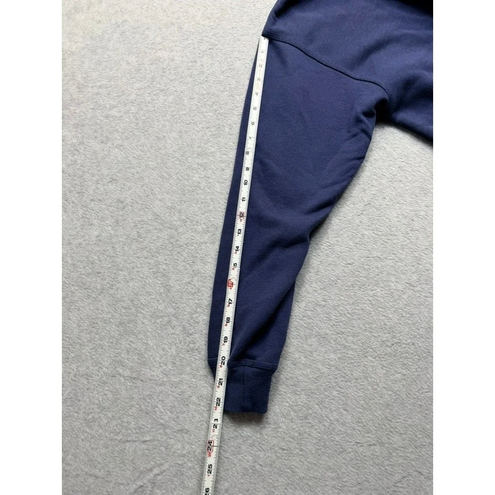 Knights of Round Table Mens Navy Blue Crest Logo Pocket Crewneck Sweatshirt L